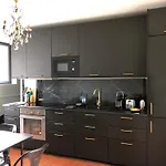 Chateau Du Prieure בית הארחה 4*