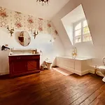 בית הארחה Chateau Du Prieure Evecquemont