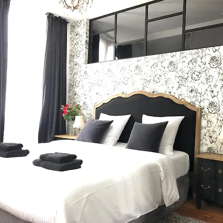 Château Du Prieuré évecquemont Pensión 4*