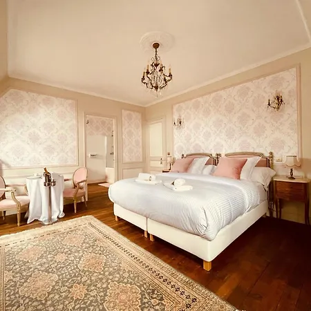 Château Du Prieuré évecquemont 4*