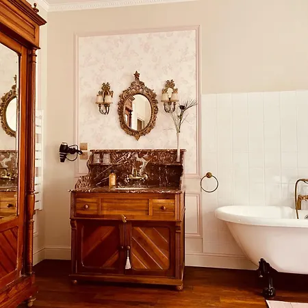 Chateau Du Prieure 게스트하우스 4*