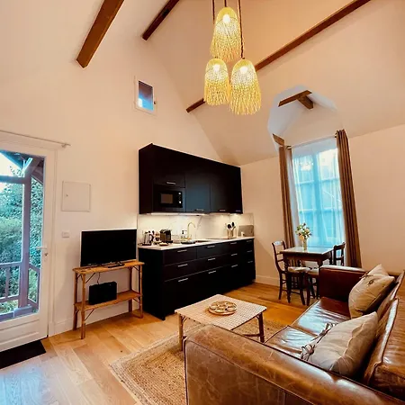 招待所 Chateau Du Prieure 4*