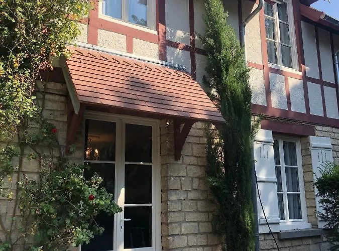 게스트하우스 Chateau Du Prieure