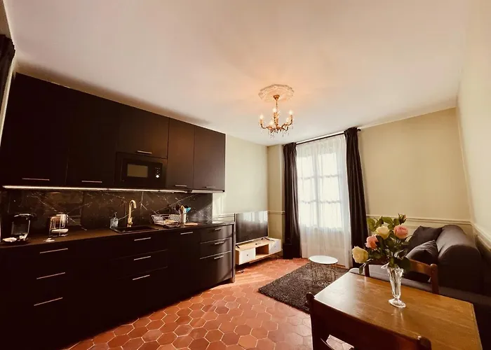 Chateau Du Prieure 게스트하우스 Evecquemont