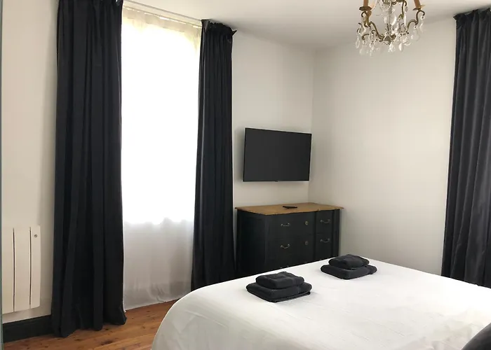 Casa de hóspedes Château Du Prieuré évecquemont 3*