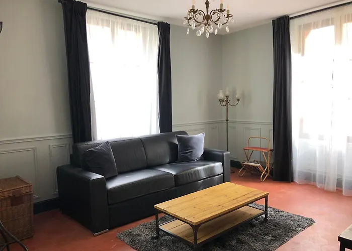 Casa de hóspedes Château Du Prieuré évecquemont 3*