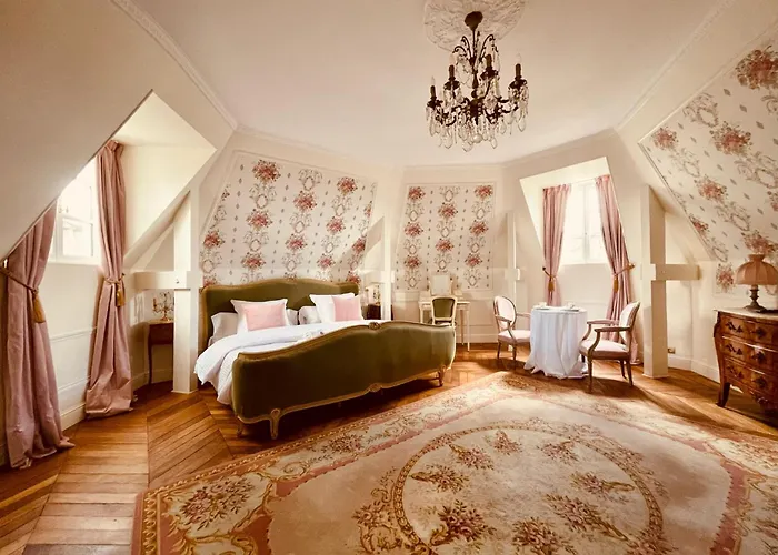 Château Du Prieuré évecquemont Casa de hóspedes 3*