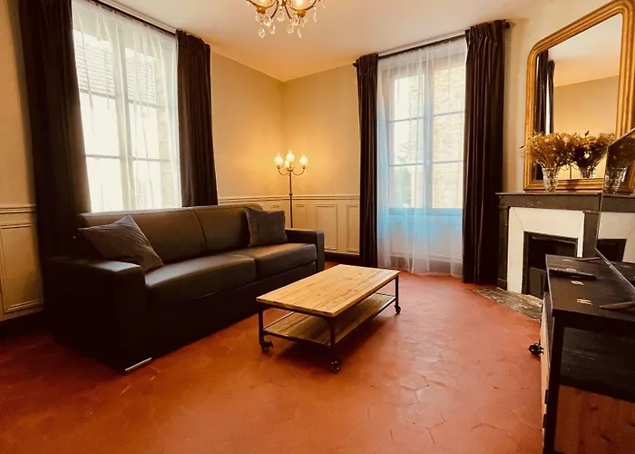 Chateau Du Prieure Evecquemont