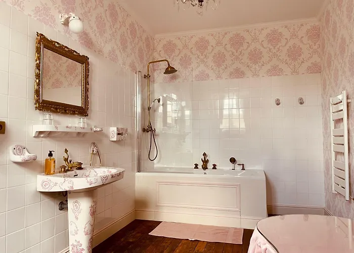 Château Du Prieuré évecquemont 3* Evecquemont